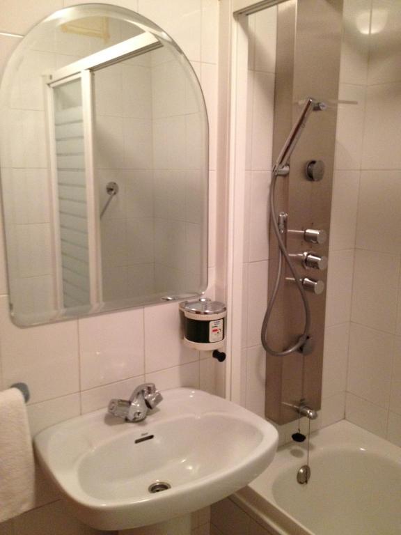 Hostal Cervantes Valdemoro Rom bilde
