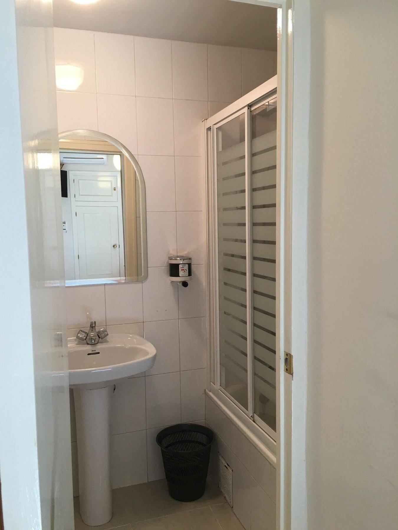 Hostal Cervantes Valdemoro Eksteriør bilde